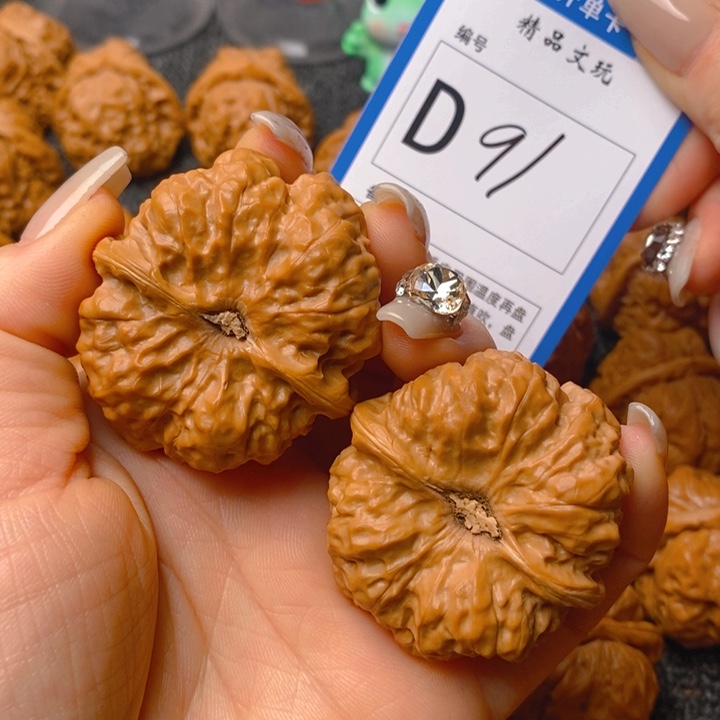把件文玩核桃小**呀蛤蟆