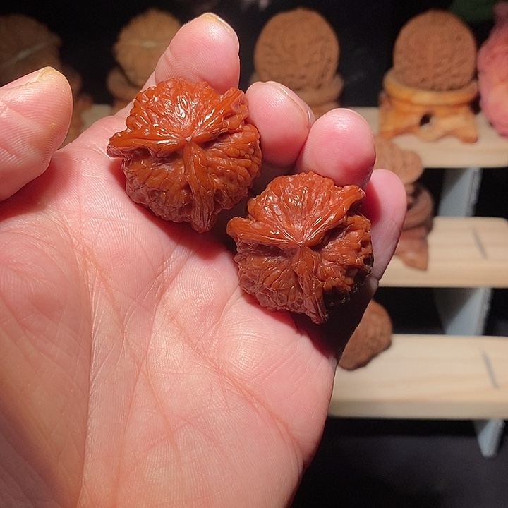 吊坠文玩核桃龙胆奔