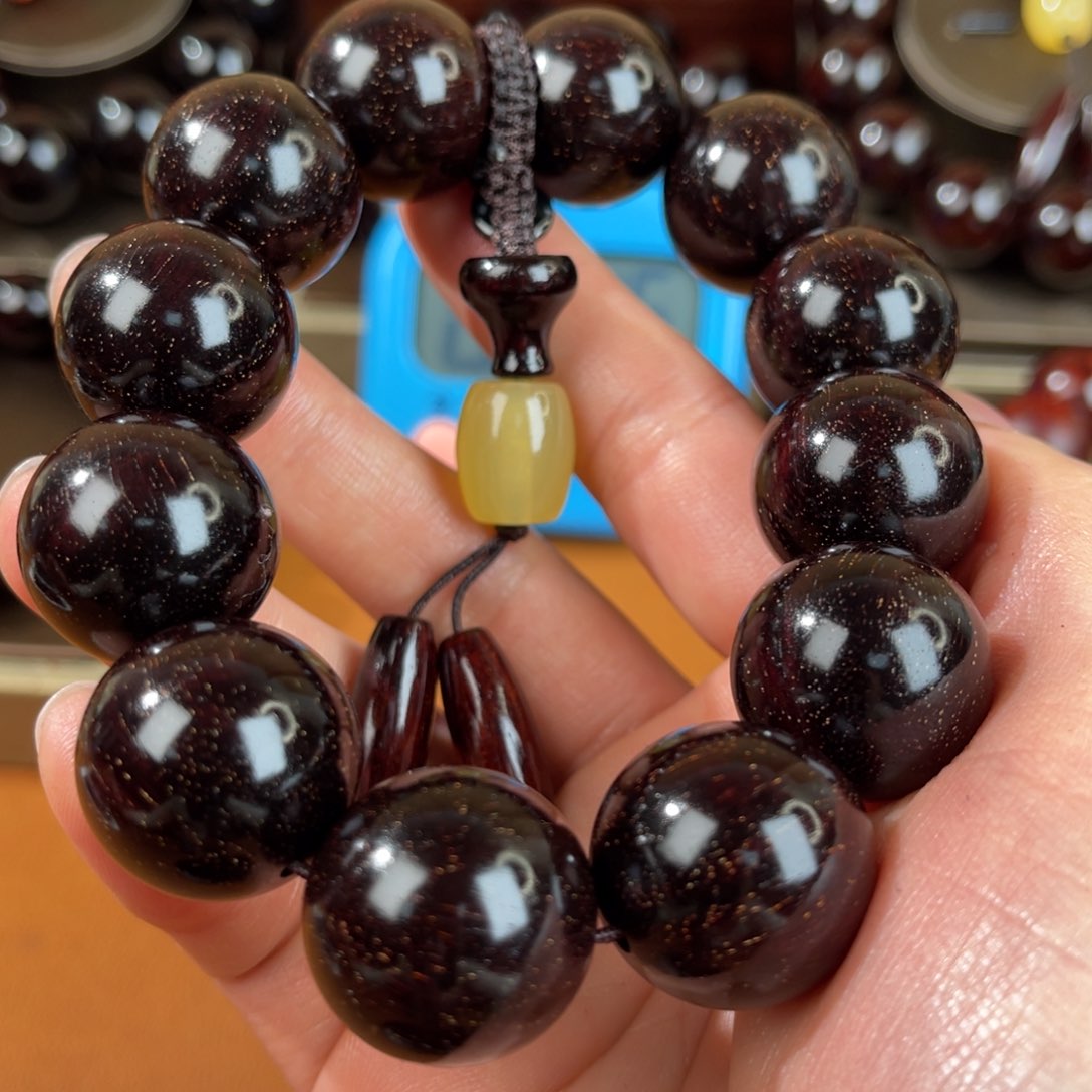 檀香紫檀（小叶紫檀）生**虎