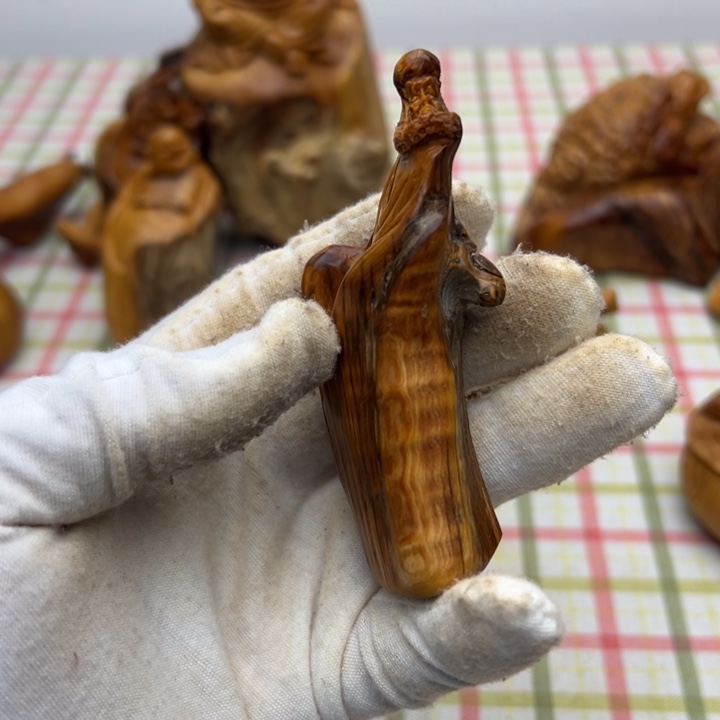 柏木（崖柏）陈化老料手串把件 