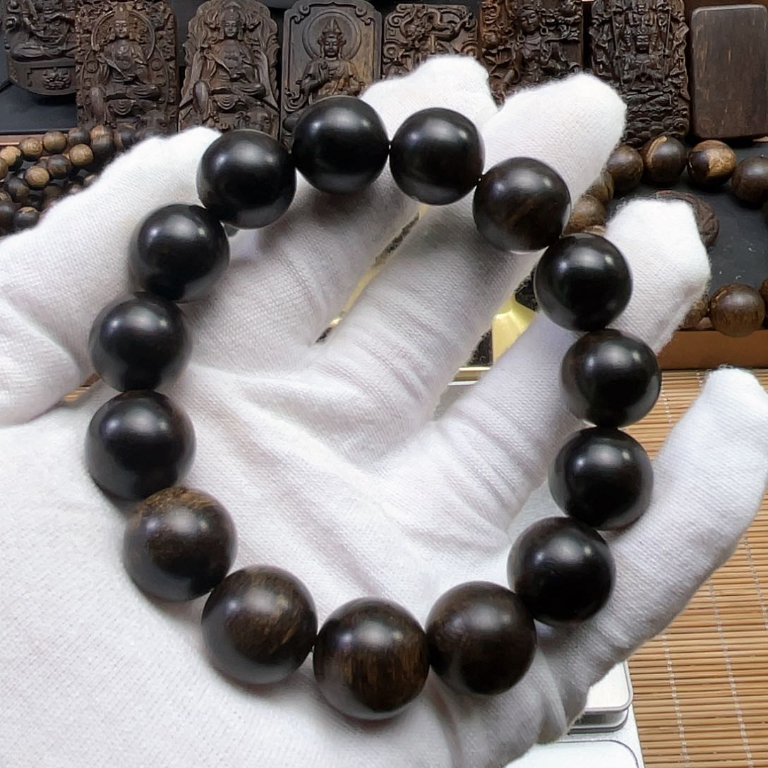 沉香手串风**起达拉干沉香