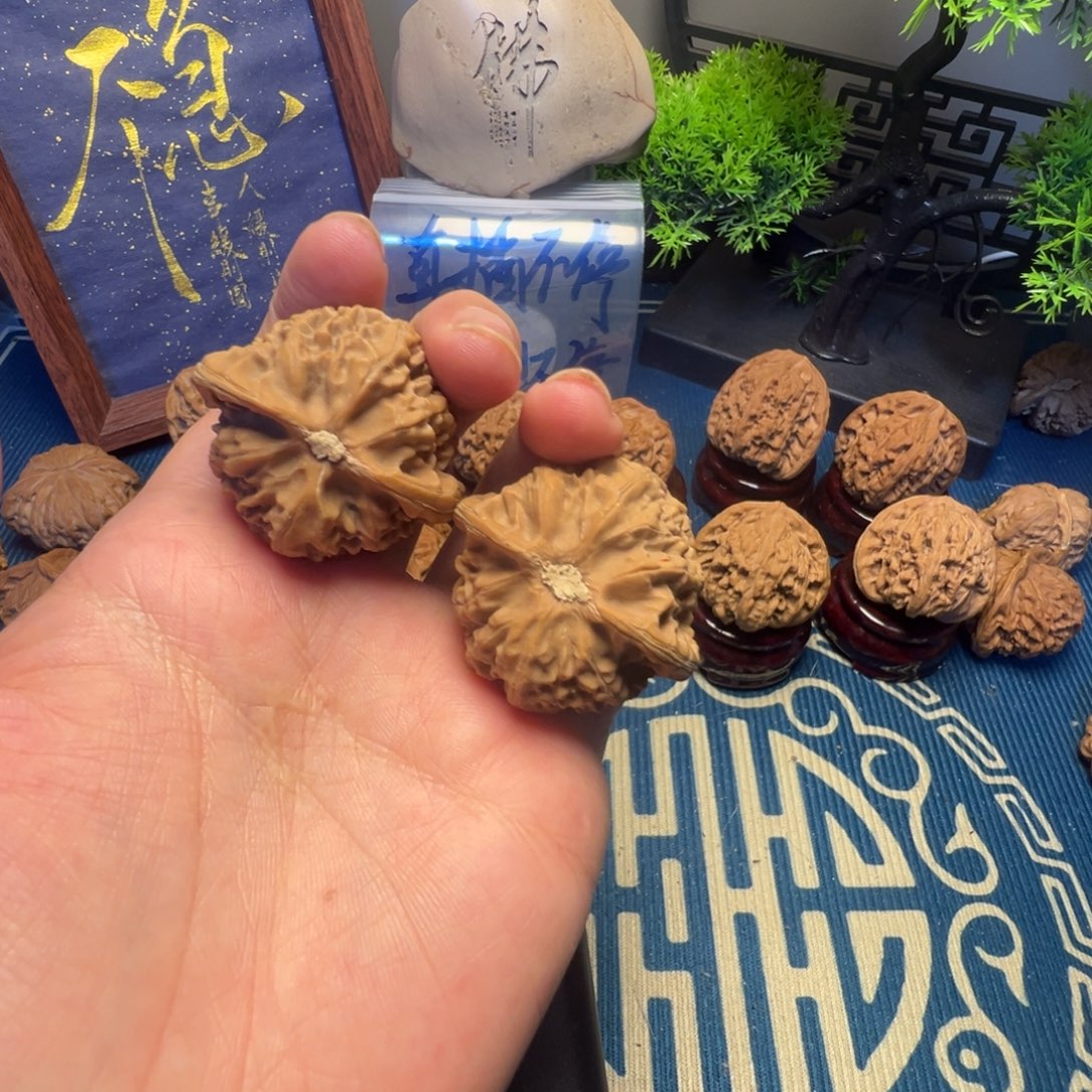 39尺白茬宫灯核桃