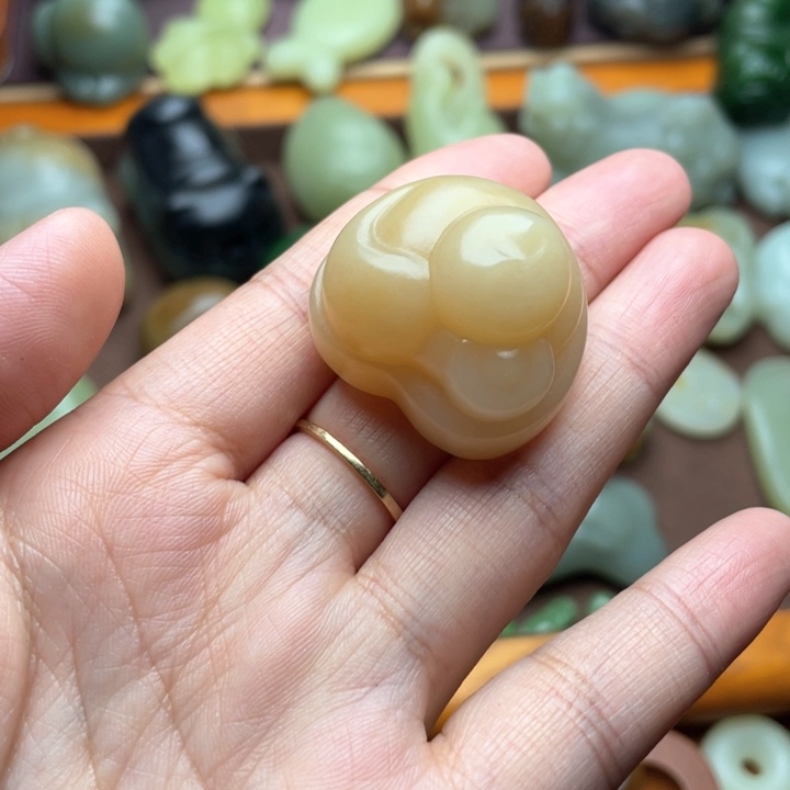 【闪购商品】颈饰未镶嵌和田玉墨*璟