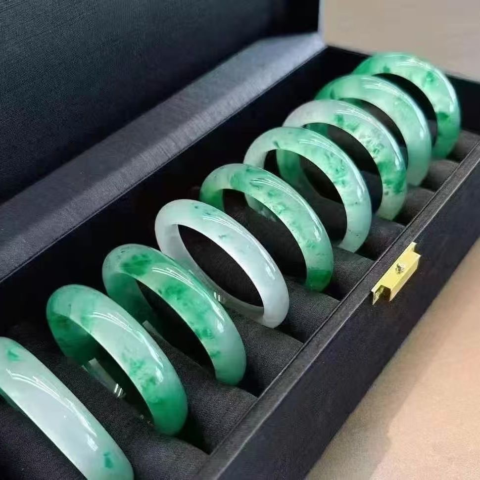 大慧高冰飘花时尚美人手镯