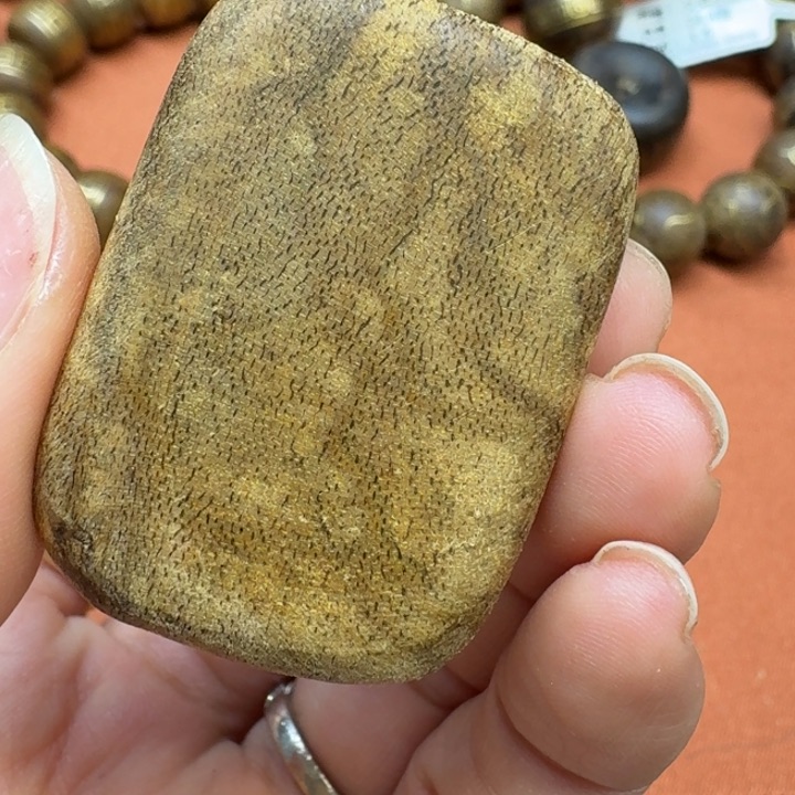 大叶紫檀（黑酸枝木类）