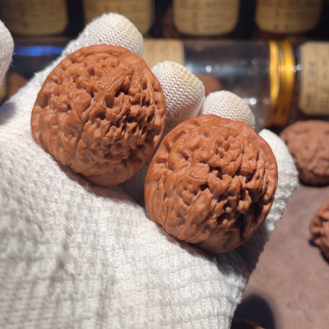 文玩核桃把件40原装莲花