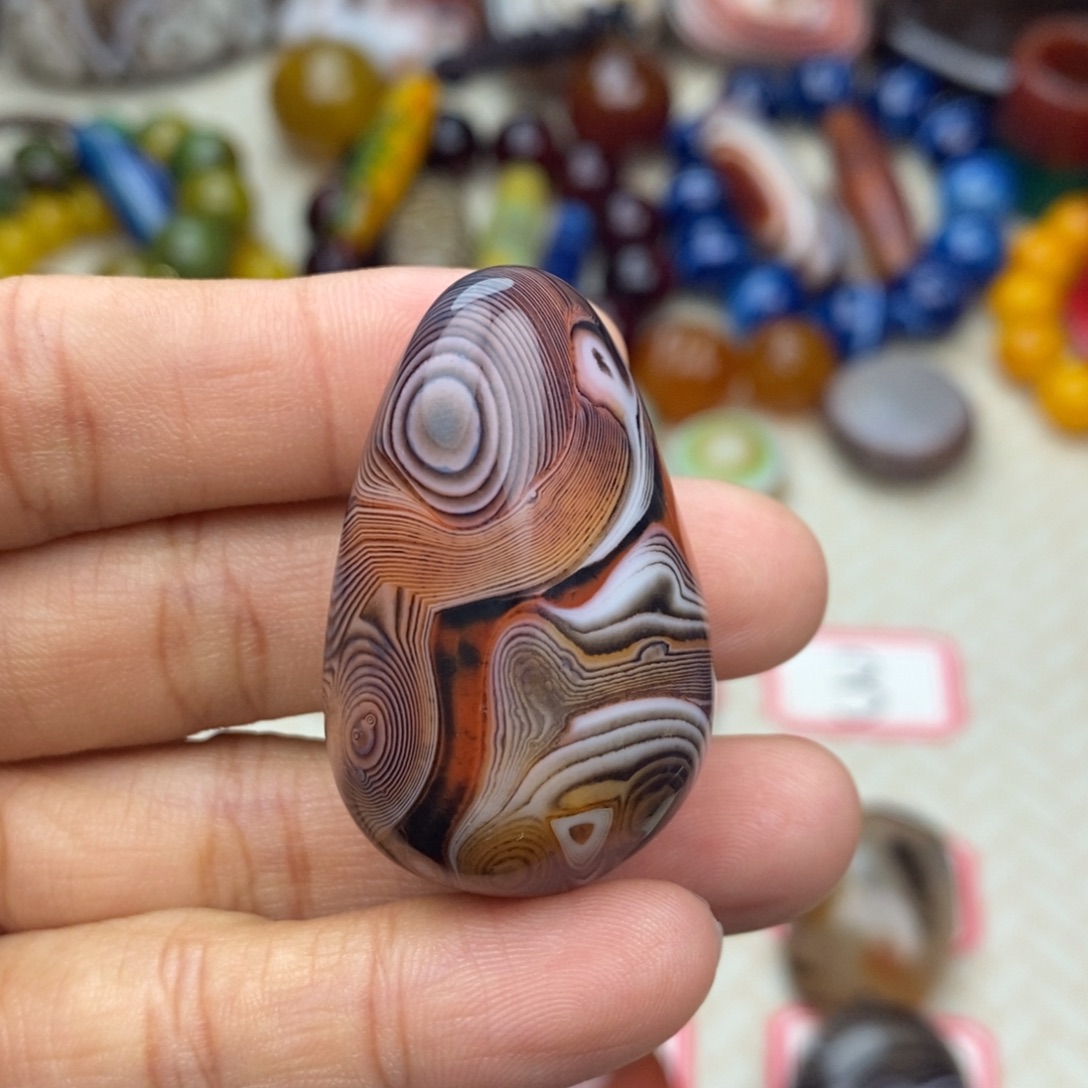 廖***山玛瑙/玉髓未镶嵌颈饰