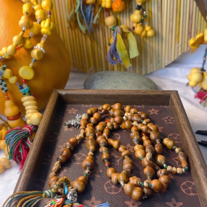 木质类崔**?葫芦进家越过越发