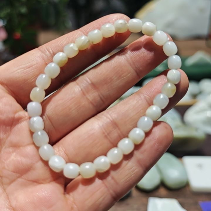 和田玉（糖玉）未镶嵌手链