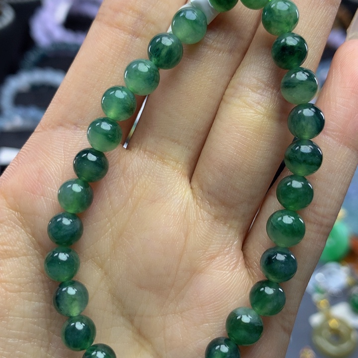 翡翠手链未镶嵌翡翠