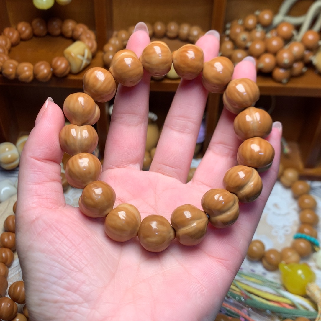 猴头核桃吊坠16二代屁桃手串素