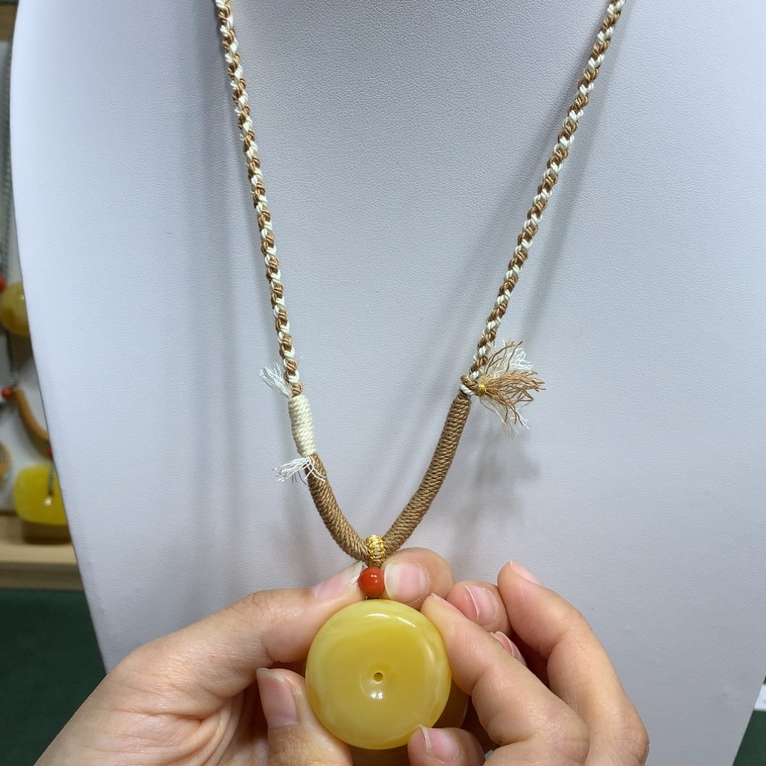 蜜蜡颈饰未镶嵌莼**e吊坠