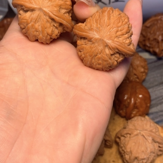 吊坠文玩核桃?***人磨盘