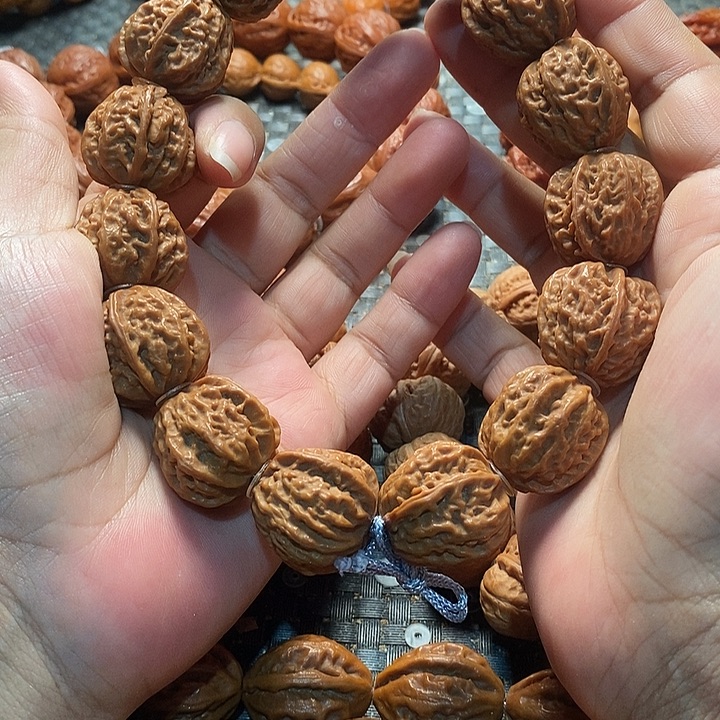 手串文玩核桃粗筋八棱