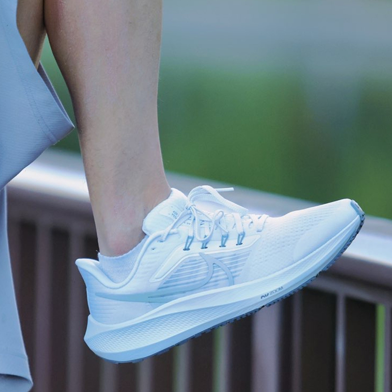 清货 耐克正品 Nike Air Zoom Pegasus 39 白灰跑步鞋 DH4071-100