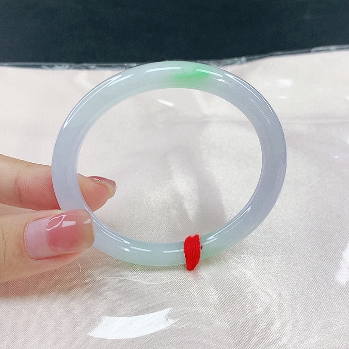 翡翠未镶嵌手镯圈51，04243