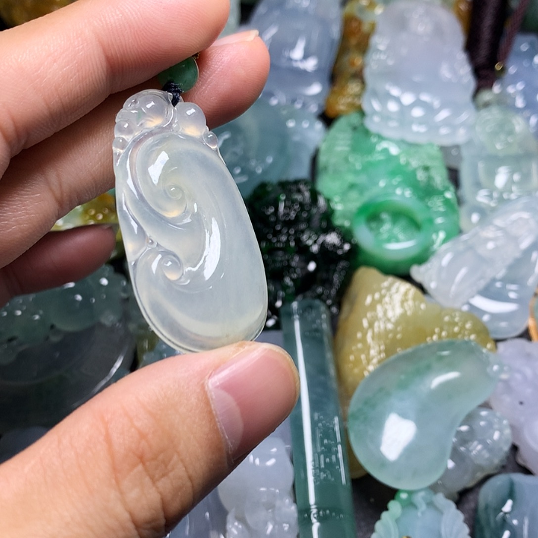 定制翡翠未镶嵌翡翠