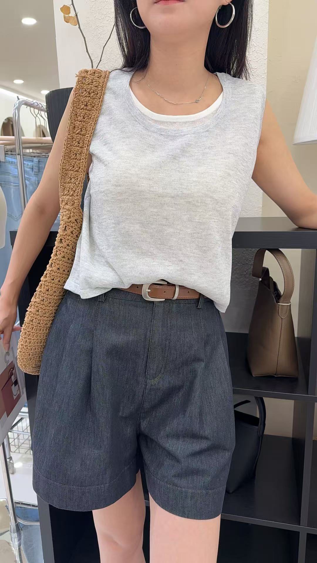 薄款微弹力厚款中腰透气夏季短裤显瘦简约时尚轻熟风