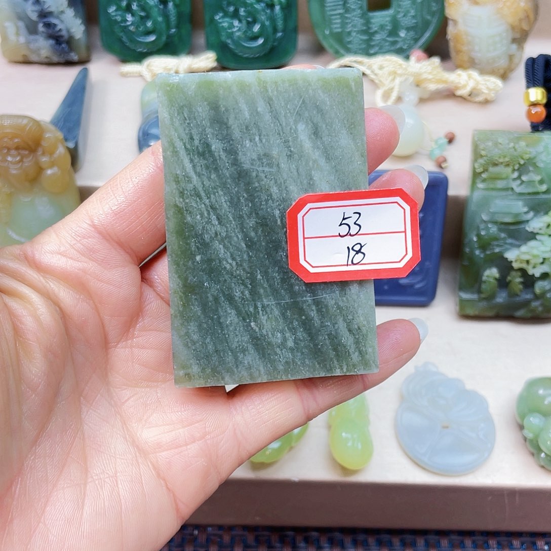 未镶嵌和田玉挂件