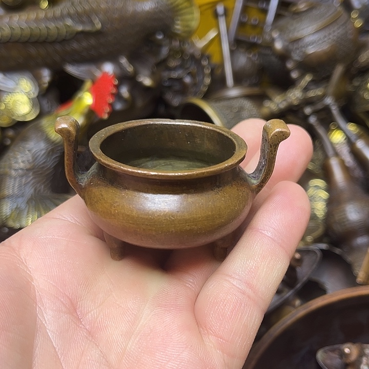 诚信经营精美铜器