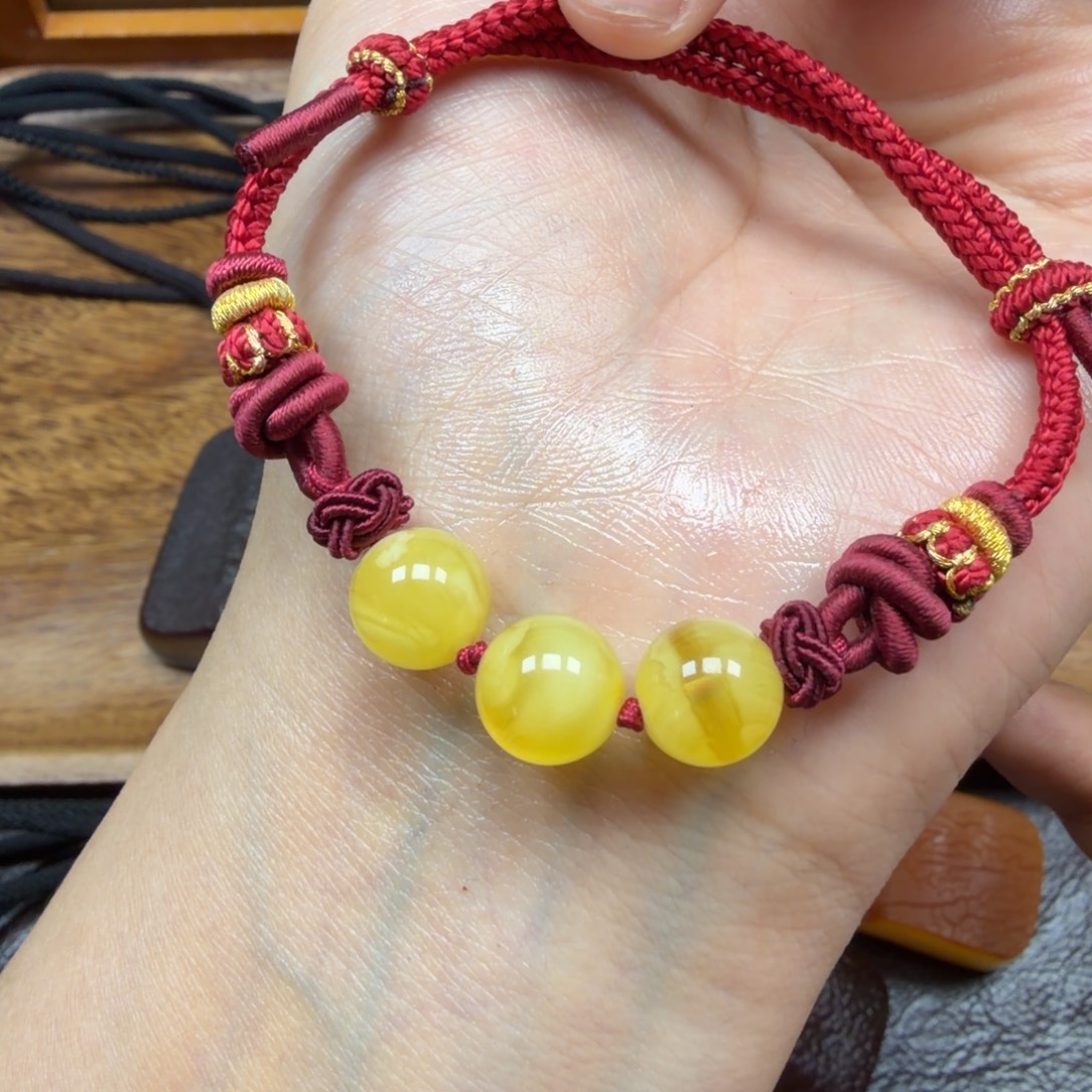 琥珀未镶嵌吊坠(赠链)