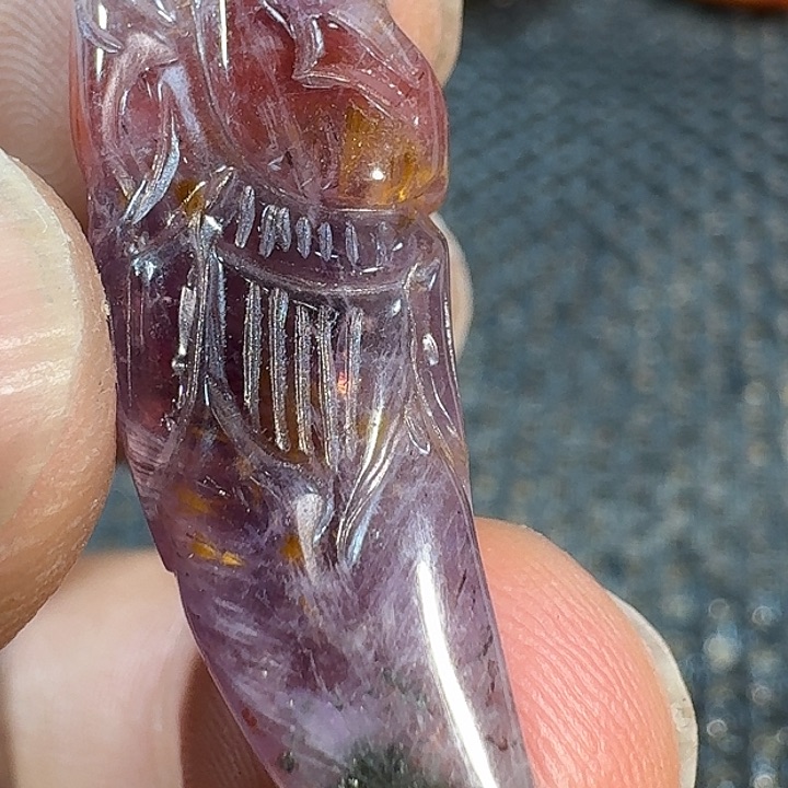 静***开未镶嵌颈饰紫晶好