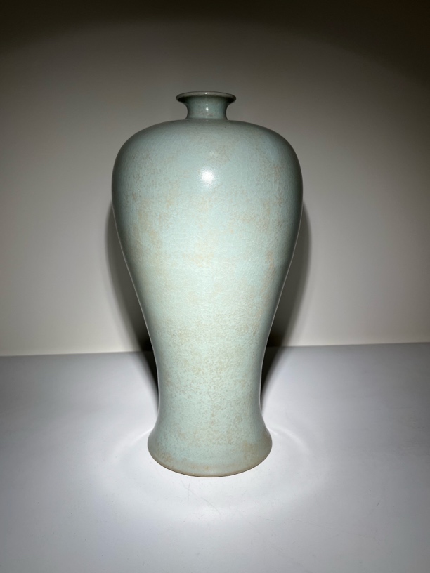 早期旧藏汝窑 梅瓶