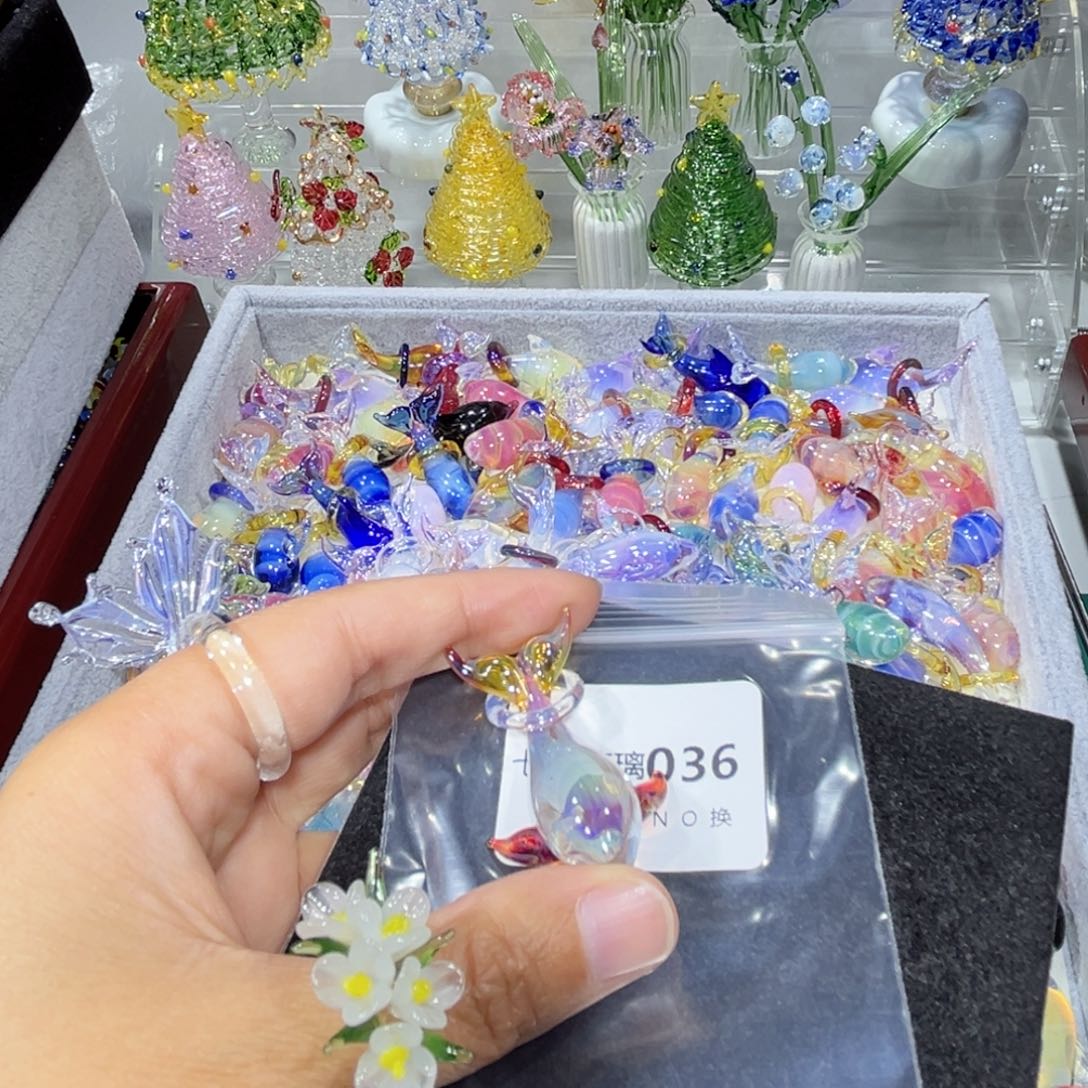 懒***起颈饰玻璃36鲸鱼一个
