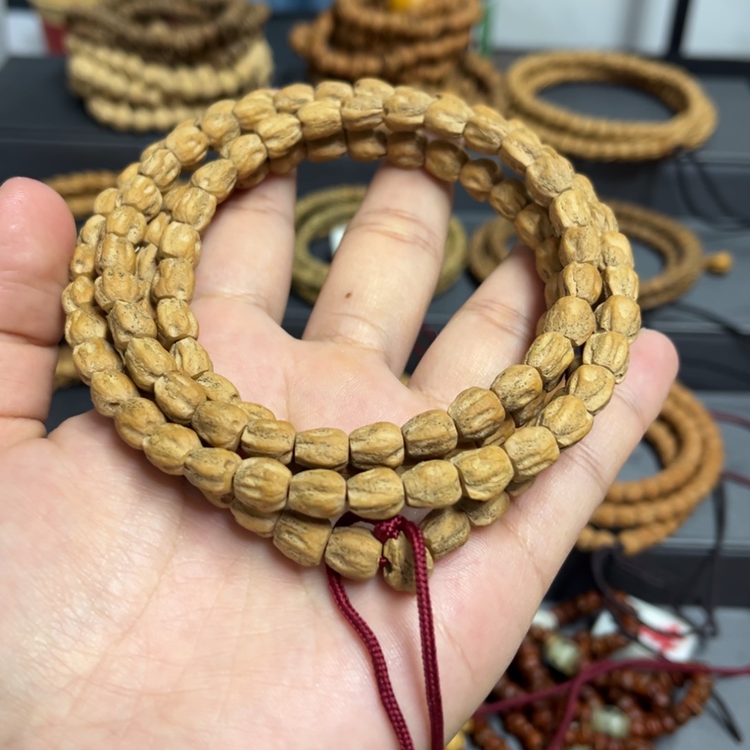 柏香籽/百香籽手串7*7.5+大长腿