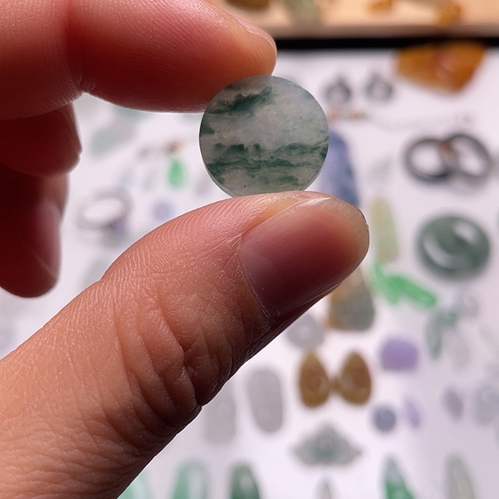 定制翡翠未镶嵌飘花无事牌