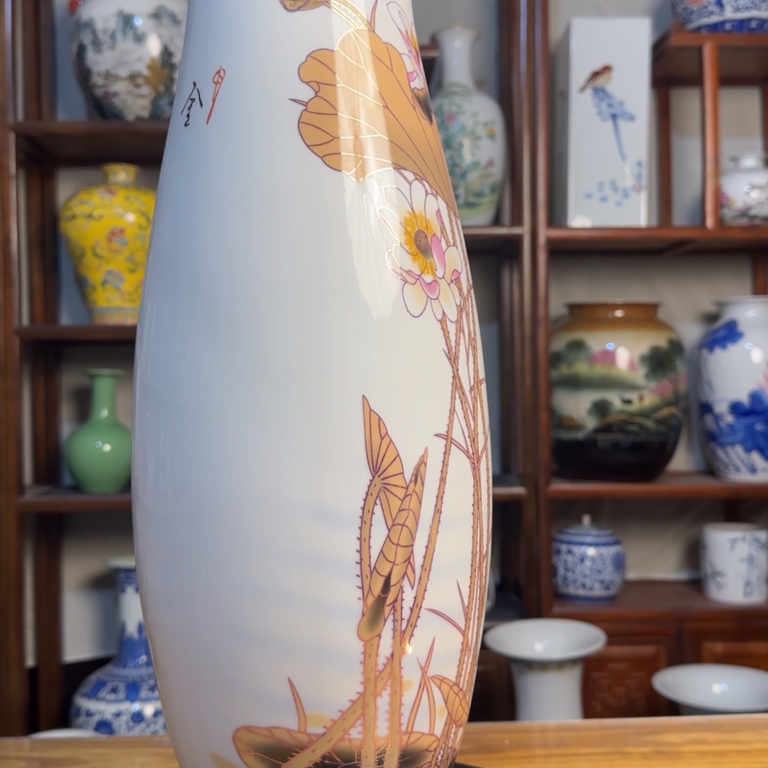 瓶小*花高度46厘米肚径19厘米