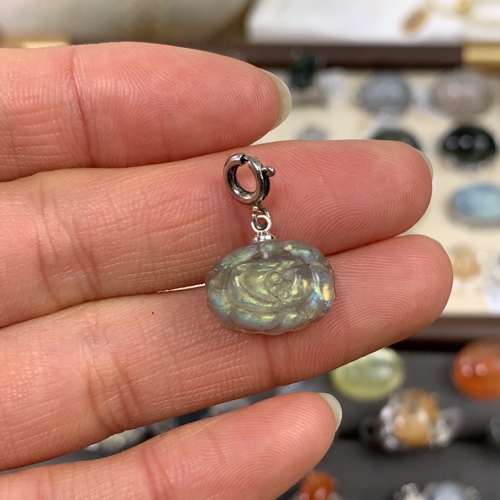 水晶颈饰未镶嵌吊坠