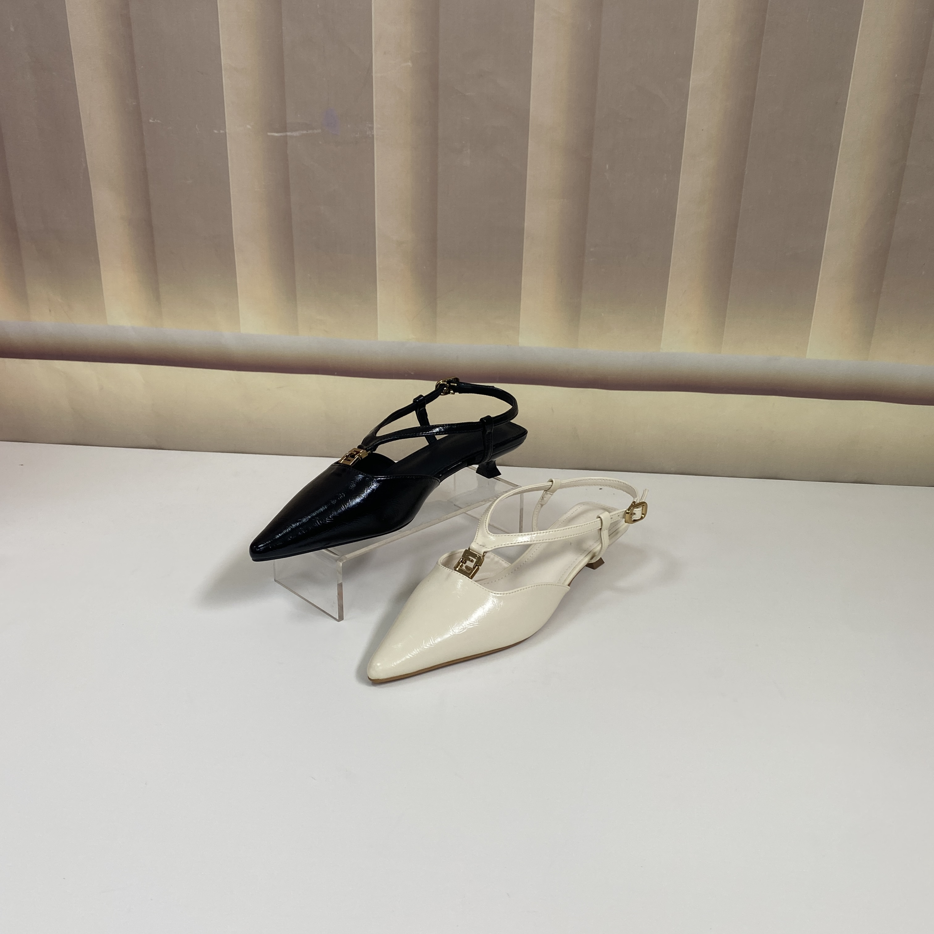 2962-2新款法式气质百搭时尚细跟包头凉鞋F