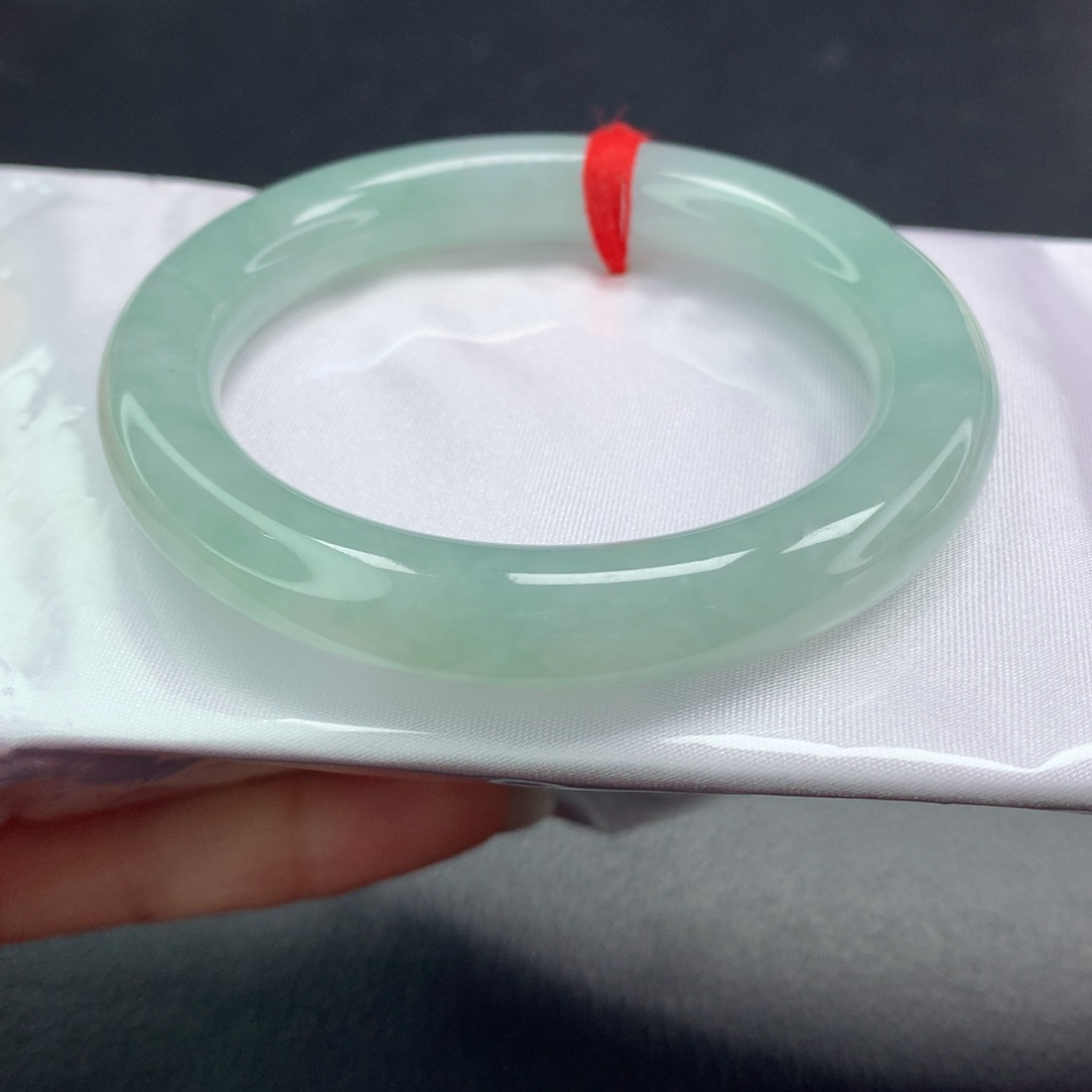 翡翠手镯未镶嵌（12号）圆条