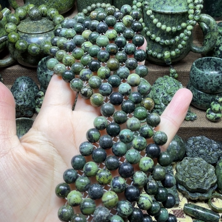 蛇纹石玉未镶嵌药王石能量养生产品