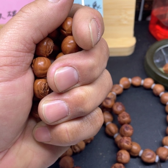 龙纹桃核生命手串