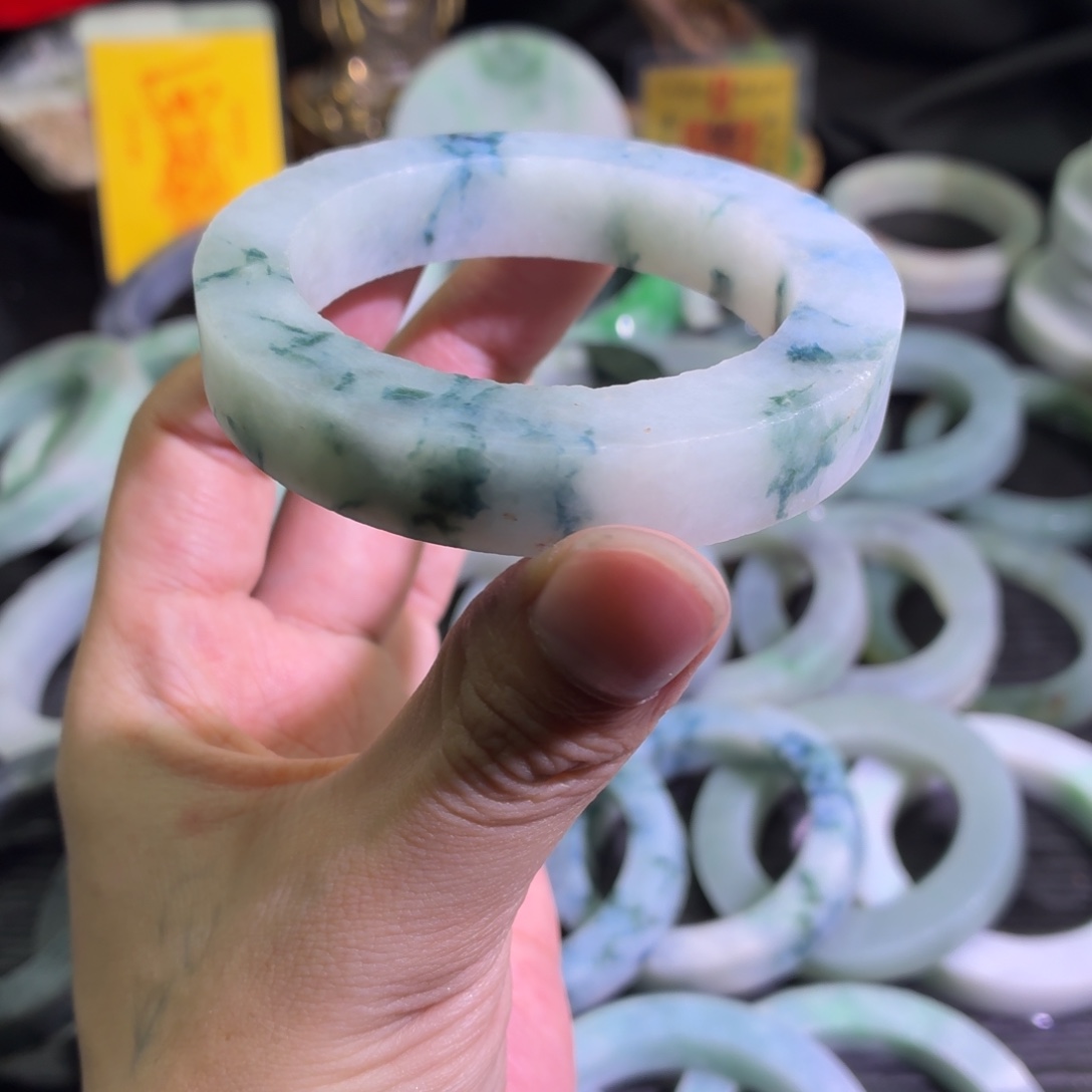 定制翡翠未镶嵌天然翡翠A货毛胚手镯定制