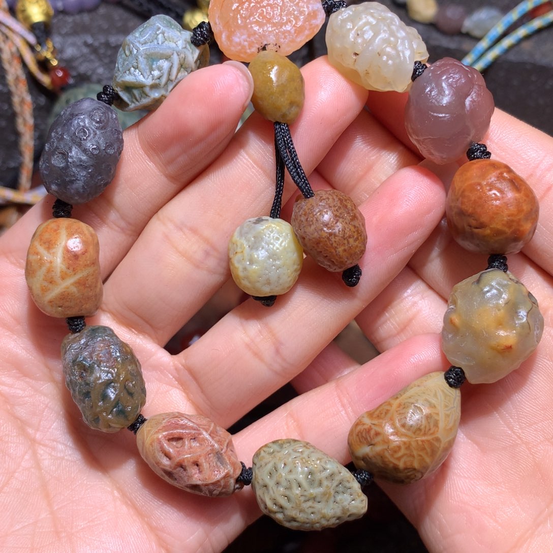 未镶嵌玛瑙/玉髓珠宝半成品