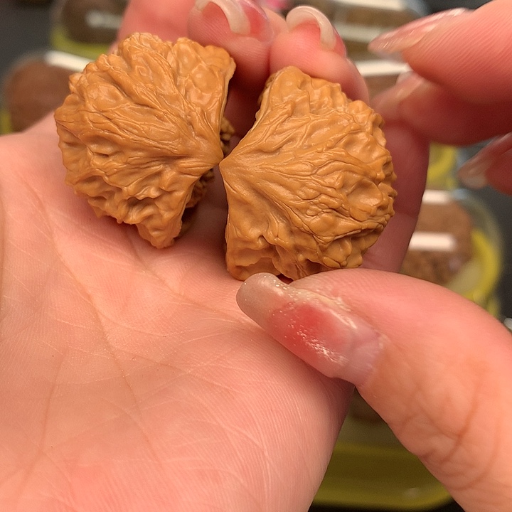 文玩核桃吊坠正*11聚宝盆