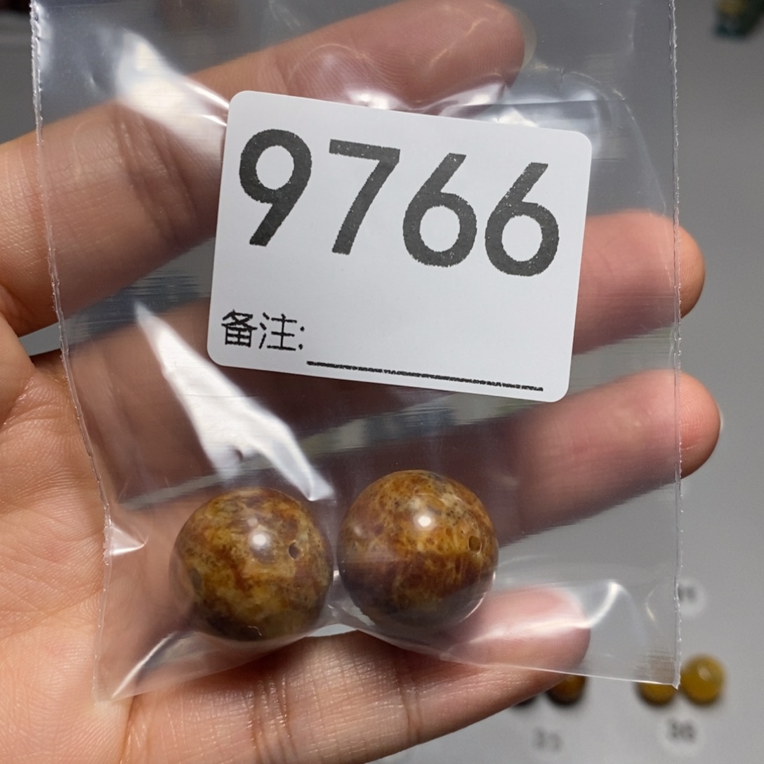 颈饰未镶嵌透闪石质玉快***营