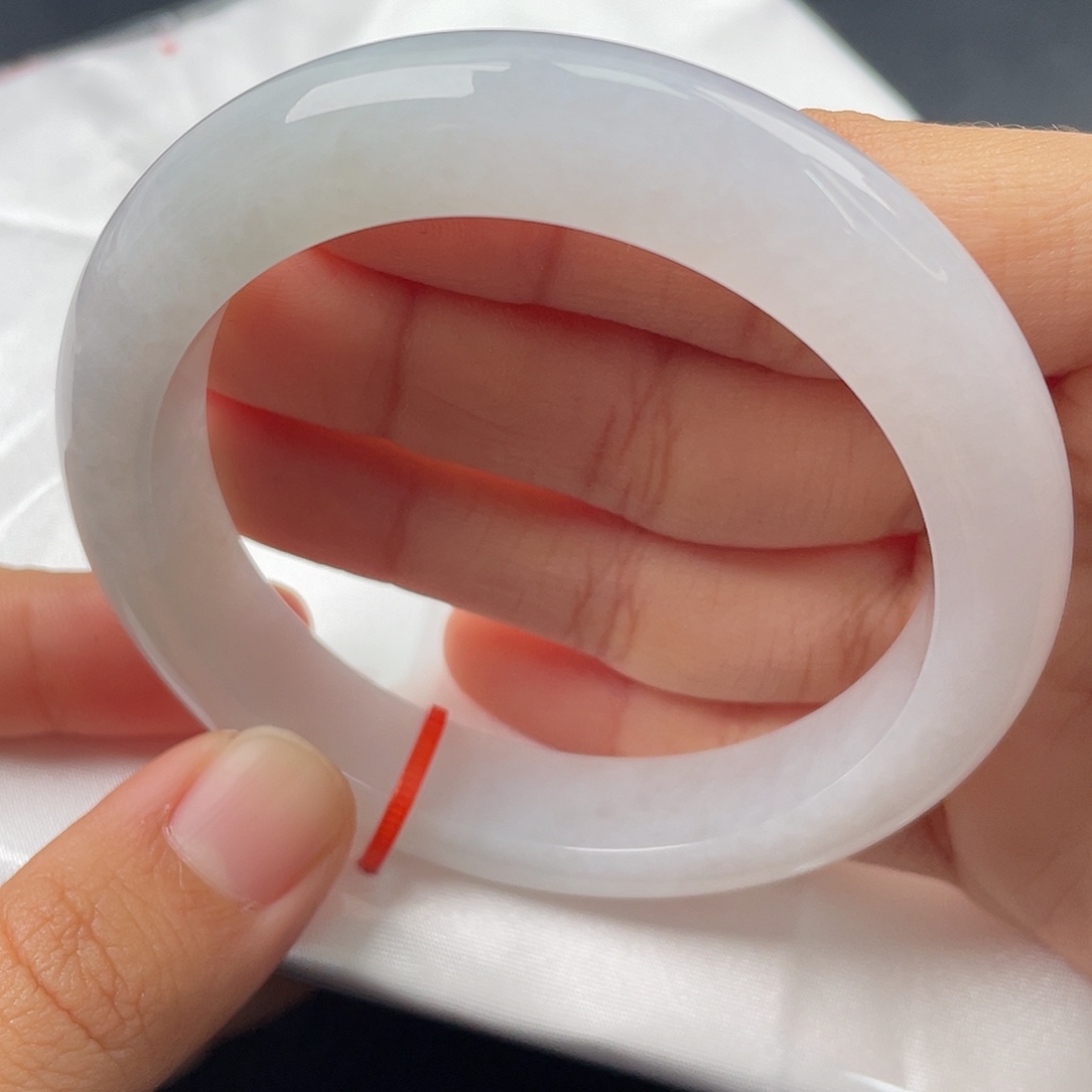 翡翠未镶嵌手镯56正圈