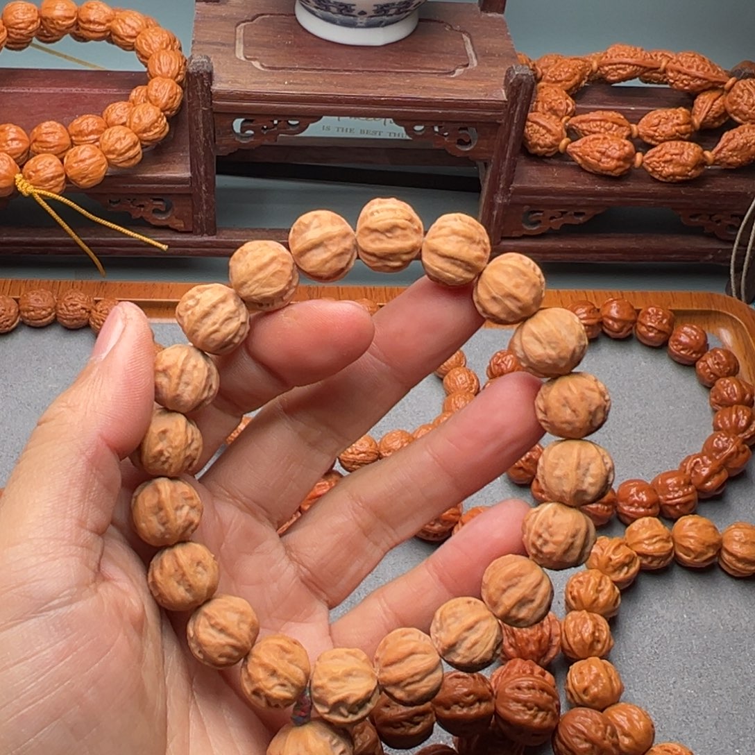****。文玩核桃手串15方肚粗筋