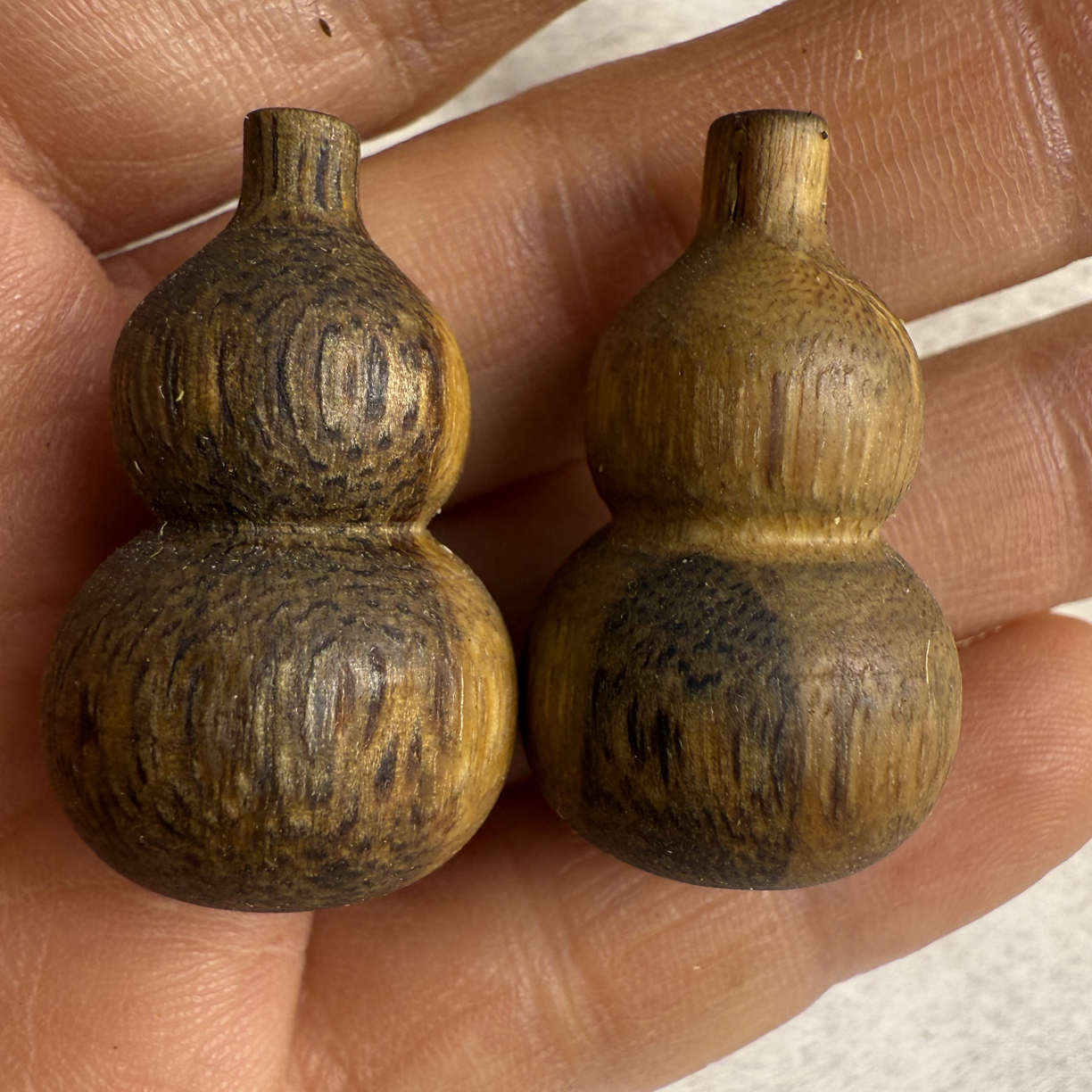 沉香奇楠沉香3克重老料高油葫芦吊坠挂件脖挂保真多样性发其一