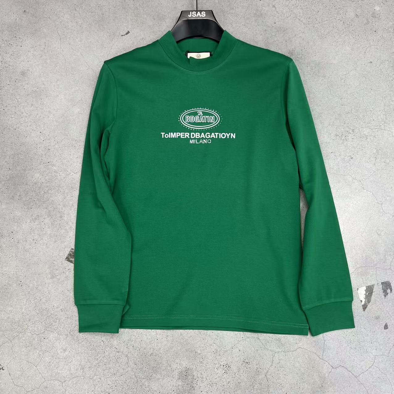 【雅痞专属】2025新款长袖时尚男士简约秋冬字母烫钻圆领打底衫8712