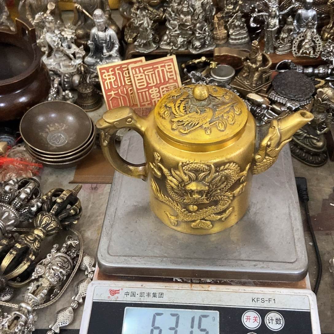 老杨黄铜摆件老杨黄铜摆件