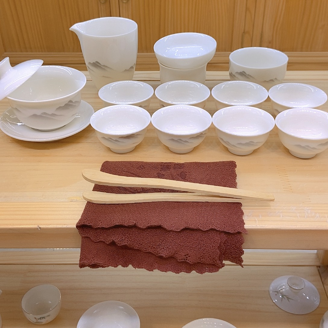 羊脂玉瓷茶具套装