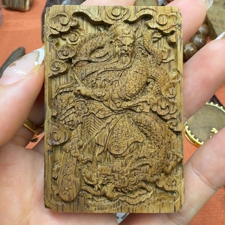 大叶紫檀（黑酸枝木类）