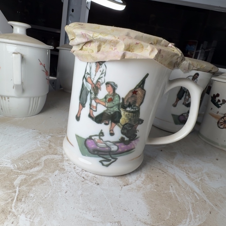 景德镇的陶瓷瓷器