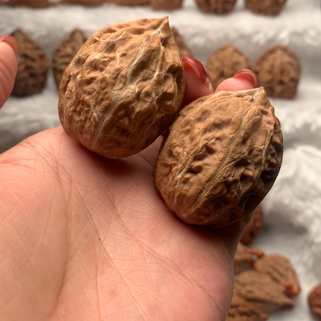 文玩核桃吊坠小武核桃13