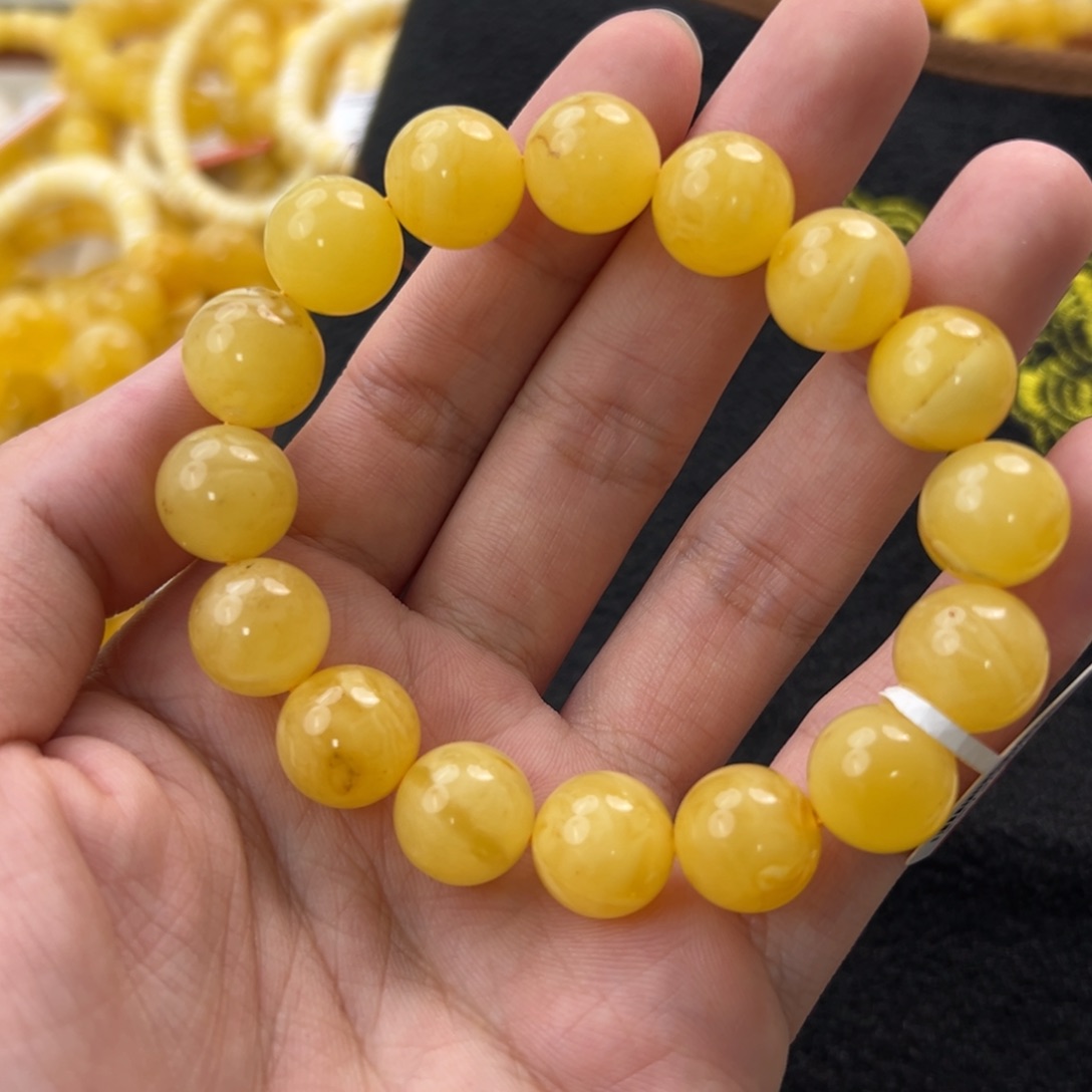 未镶嵌琥珀珠宝奇石